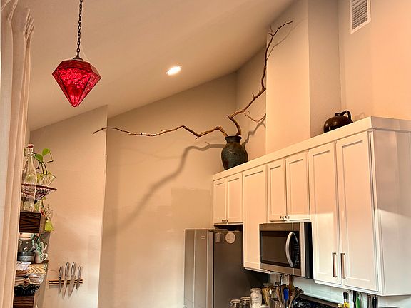 5th image of 18507 Staghorn Dr