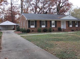 704 Lipscomb Rd, Greensboro, NC 27410