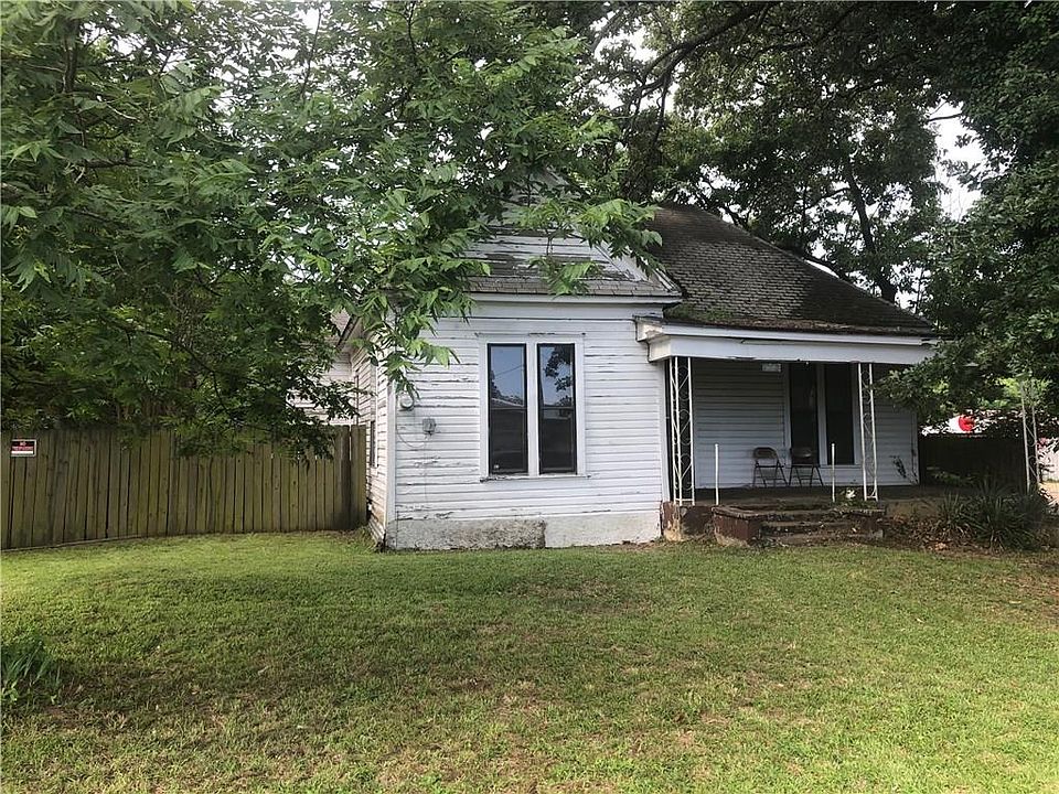 1st image of 1643 W Kaufman St