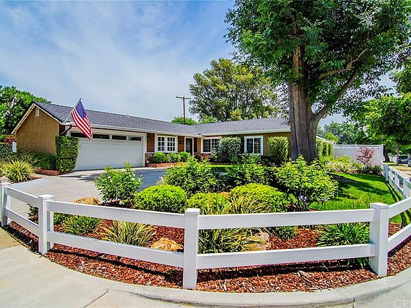 4th image of 8014 Lena Ave