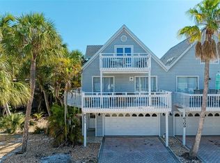 6311 Gulf Dr, Holmes Beach, FL 34217