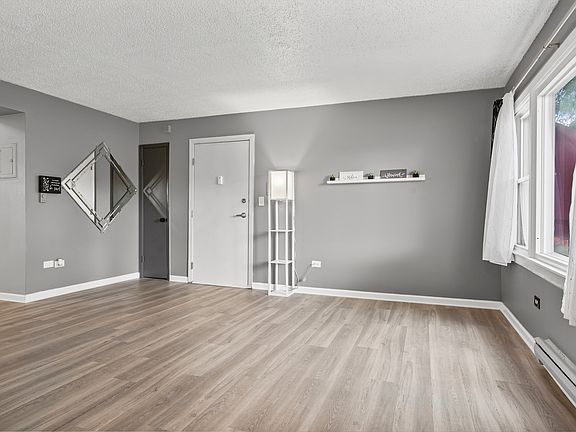 4th image of 9501 Kelvin Ln APT 2443