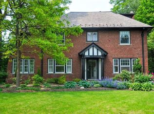 19801 Malvern Rd, Shaker Heights, OH 44122