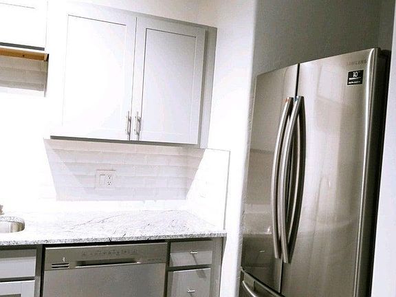 5th image of 6713 E Cheery Lynn Rd APT 2