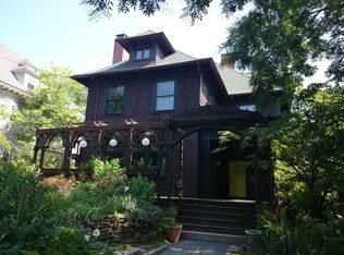 765 Washington St #1, Brookline, MA 02446