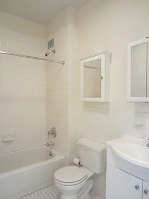 Rented by Link NY Realty | media 14