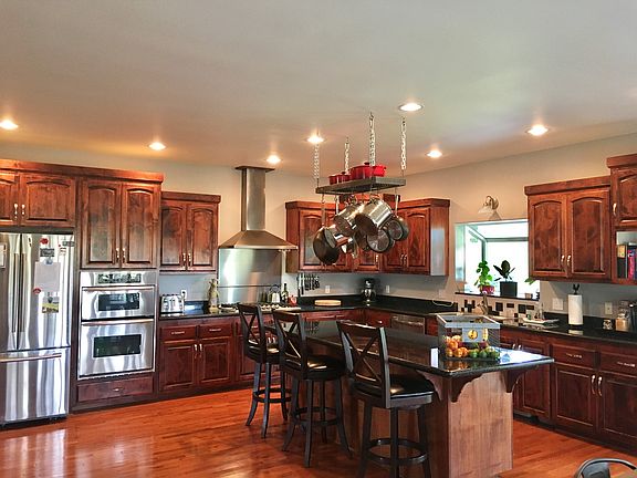 Large Chefs Kitchen