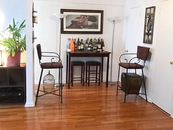 5th image of 3220 Netherland Ave APT 2C
