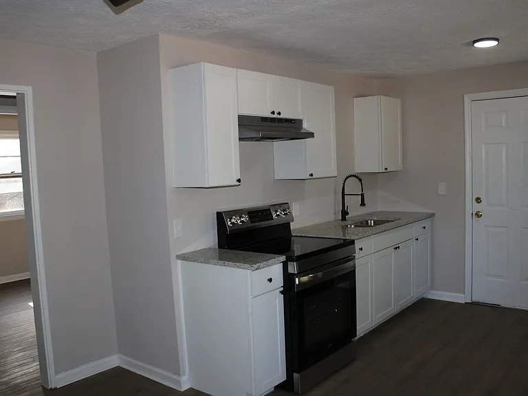 301 Jehossee Dr SE — Photo 10