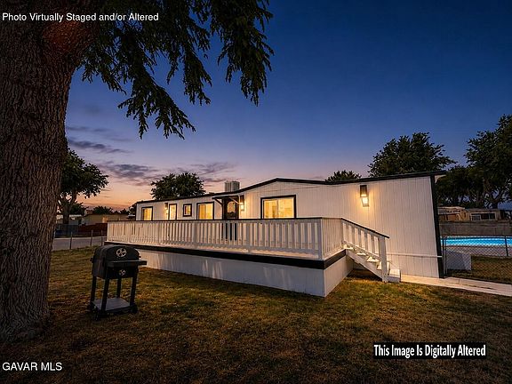 2nd image of 1617 E Avenue I Space 75