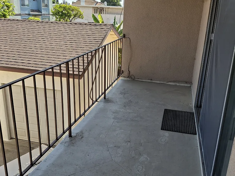 1016 S Marguerita Ave #D — Photo 7