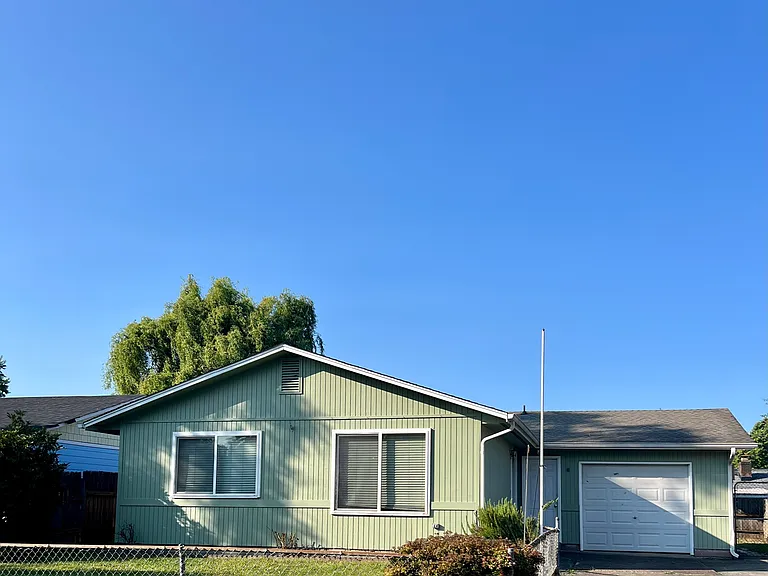 4720 Merlin St — Photo 1