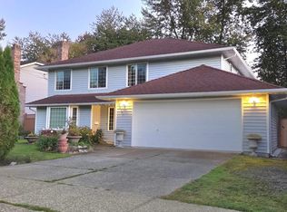 15290 112th Ave, Surrey, BC V3R8Y8