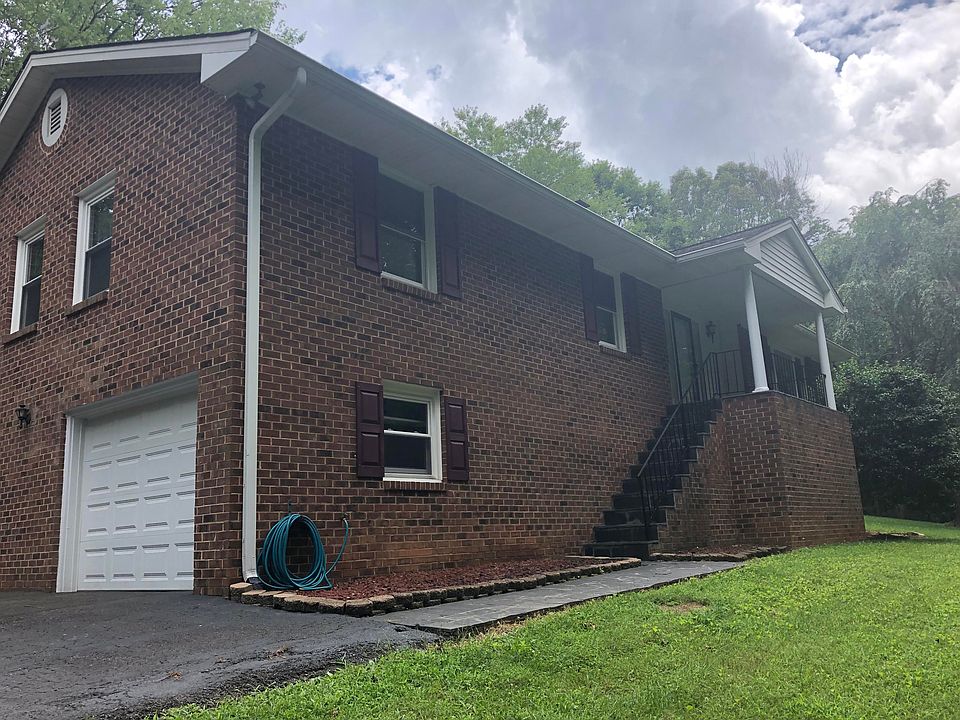 1st image of 111 Cascade Dr