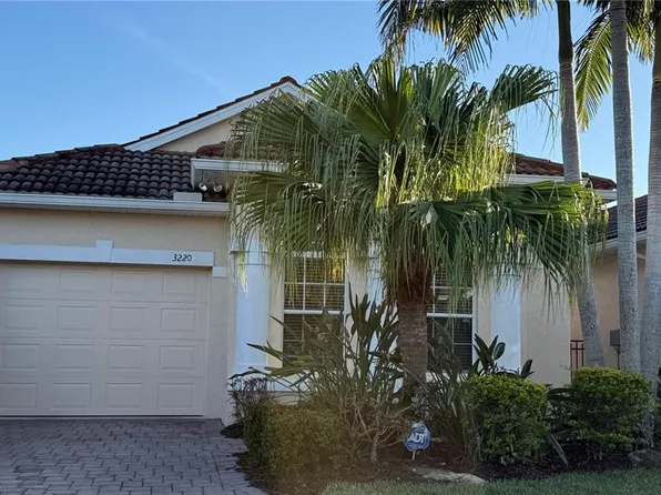 3220 78th Ave E, Sarasota, FL 34243