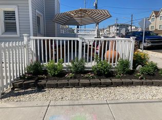 298 33rd St, Avalon, NJ 08202