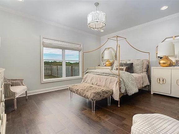 5th image of 661 Boston Park Dr