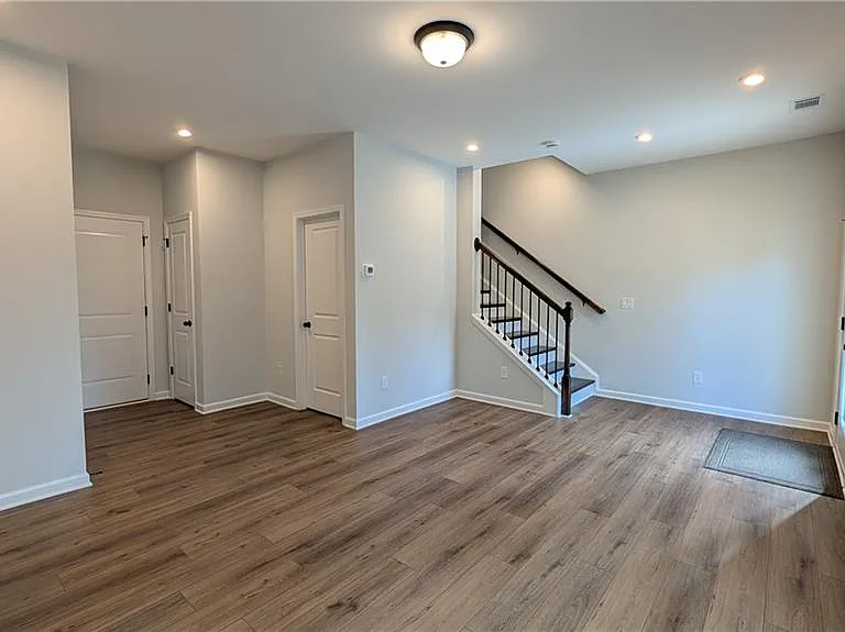 3053 Beacon Bend Xing — Photo 5