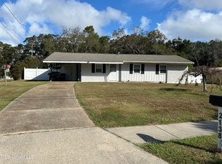 2138 Alice Dr, Biloxi, MS 39531