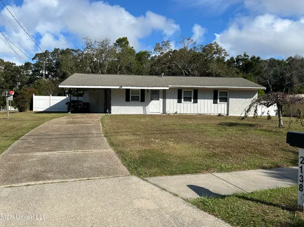 2138 Alice Dr, Biloxi, MS 39531