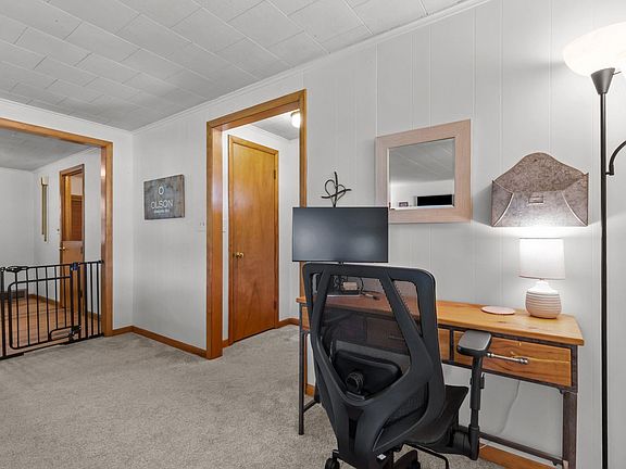 5th image of 288 Forkin St