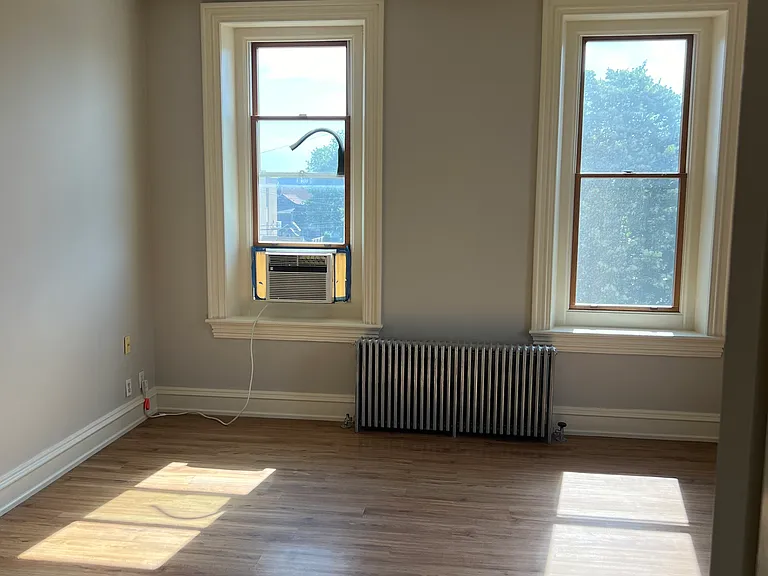 507 3rd Ave #4 — Photo 3