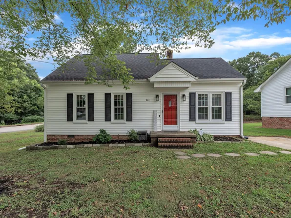 201 Person St, Oxford, NC 27565