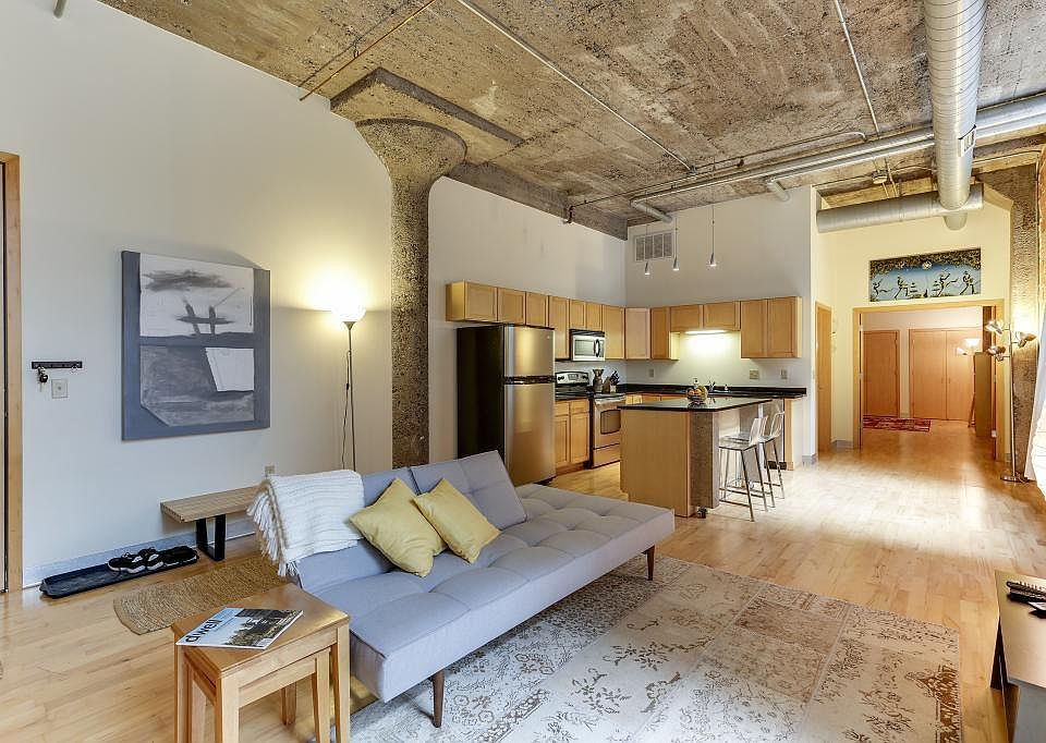1st image of 521 S 7th St Unit 211