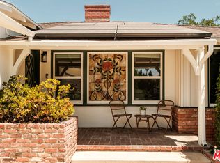 5640 Greenbush Ave, Van Nuys, CA 91401