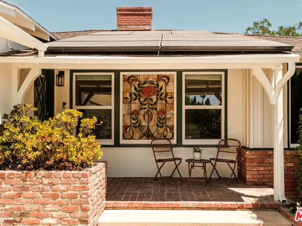 5640 Greenbush Ave, Van Nuys, CA 91401
