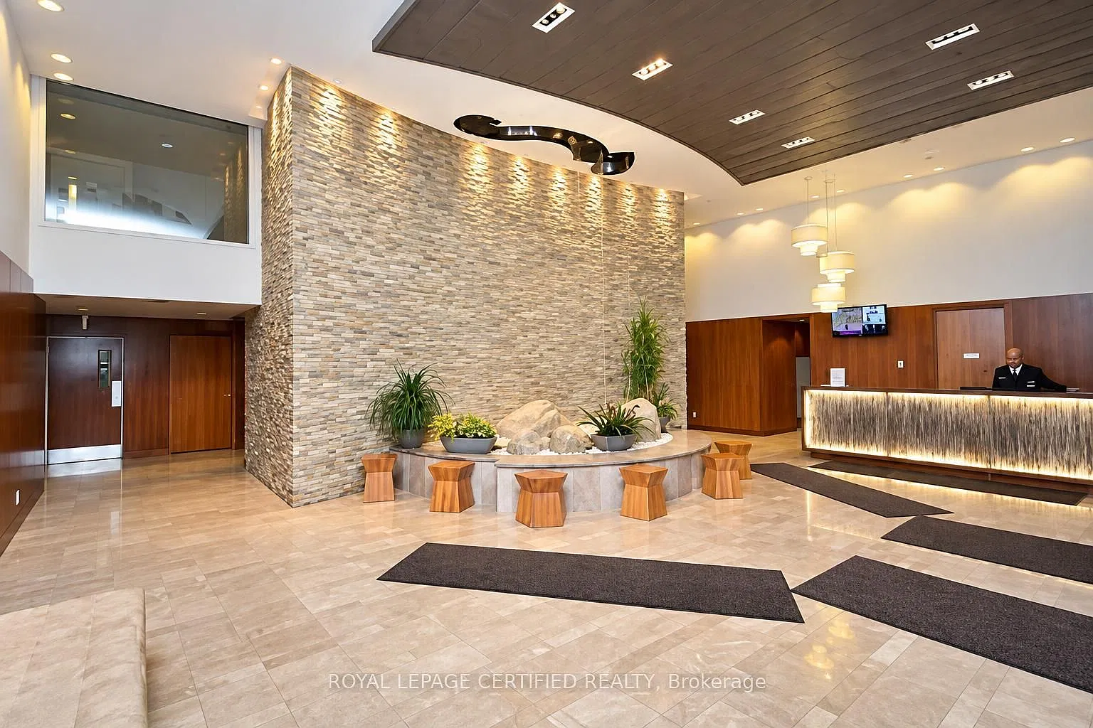 2 bed, $2,400 — Photo 2