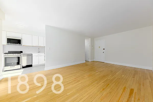 Rented by A&E Real Estate Management | media 3