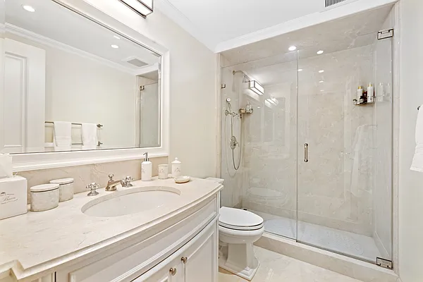 Rented by Compass | media 12