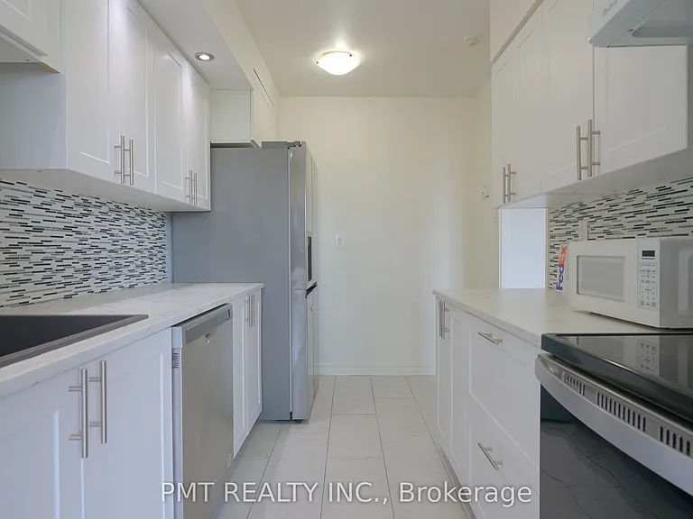 301 Prudential Dr #407 — Photo 9