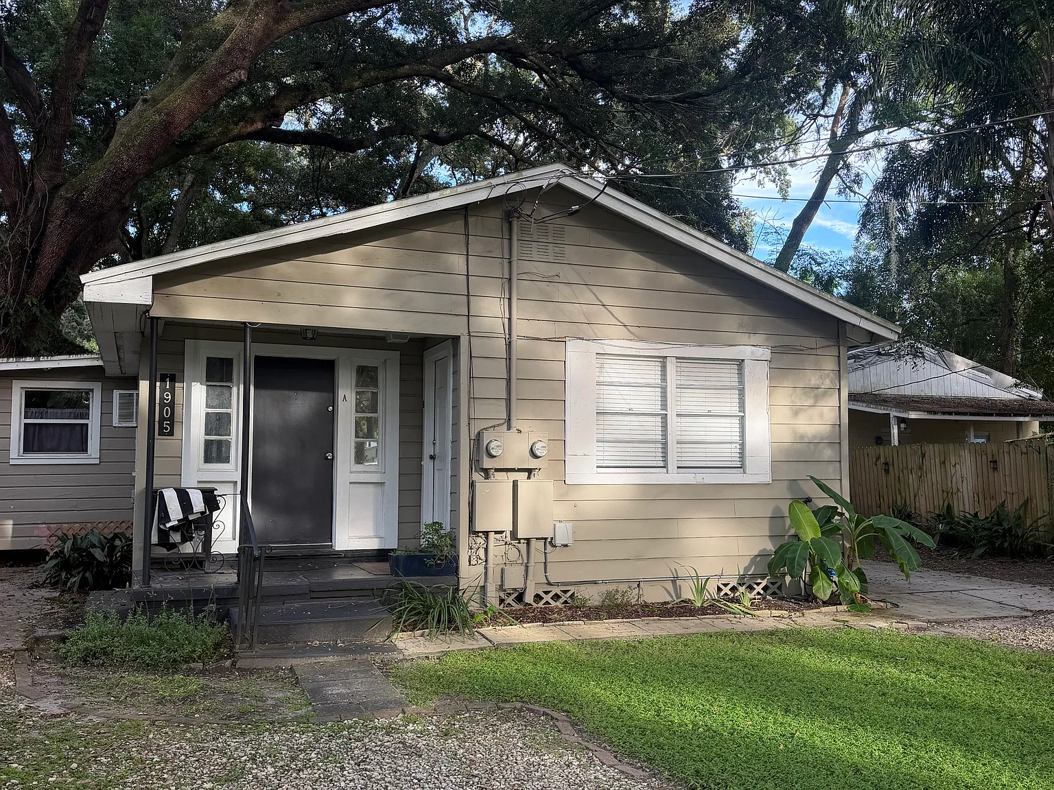 1 bed, 450 sqft, $1,300 — Photo 1