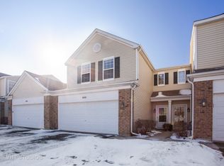 606 Springbrook Trl N, Oswego, IL 60543