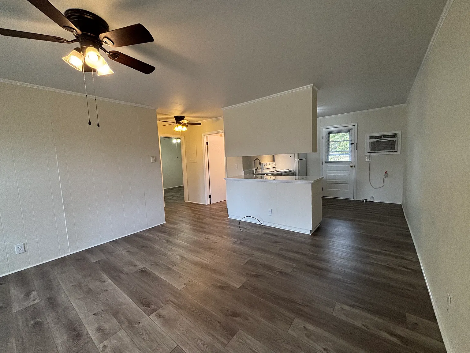 827 Cox Rd — Photo 2