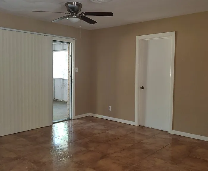 814 E Ebony Dr — Photo 12
