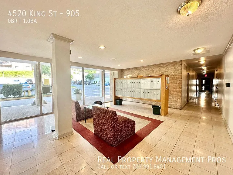 4520 King St #905 — Photo 12