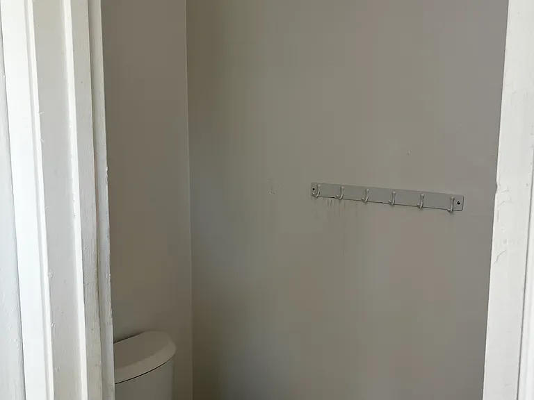348 Los Pinos Way — Photo 10