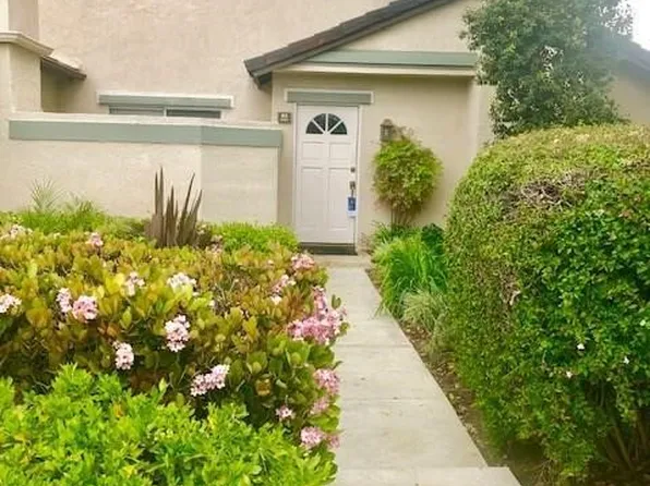 85 Exeter #43, Irvine, CA 92612