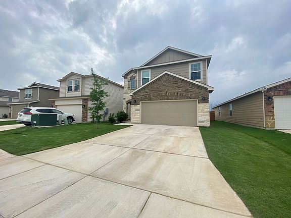 2nd image of 12218 Canyon Rock Ln