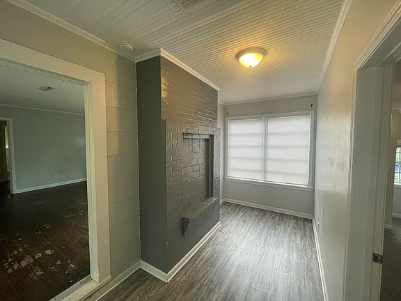 4th image of 1223 Chickasaw St