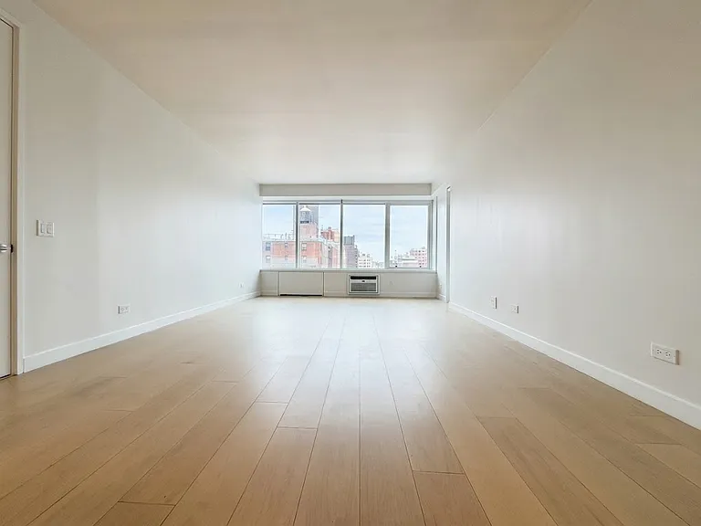 175 W 87th St #14G — Photo 1