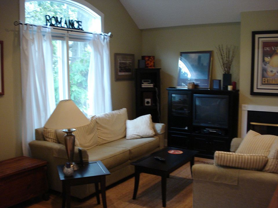2nd image of 29 Bay View Dr