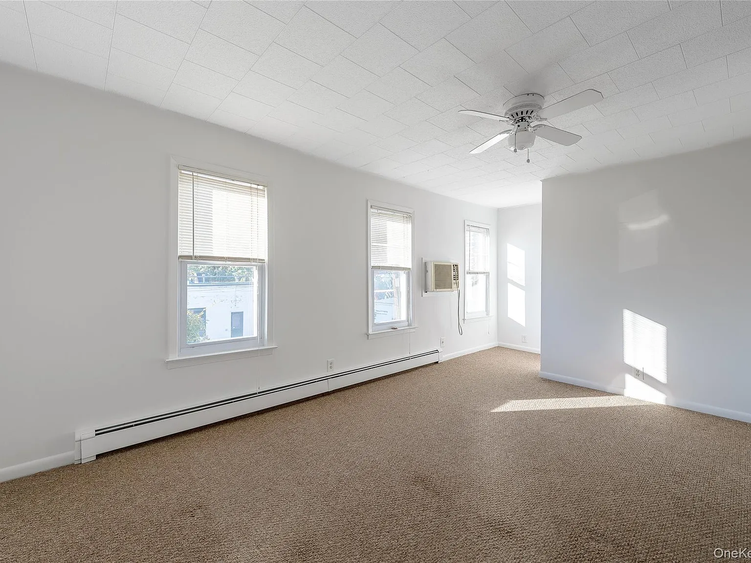 1 bed, 1.0 bath, 1500 sqft, $2,350 — Photo 2