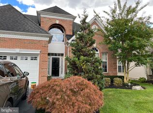 50 Monte Carlo Dr, Hamilton, NJ 08691