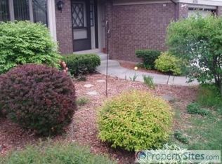 6994 Holly Hill Ct SW, Byron Center, MI 49315