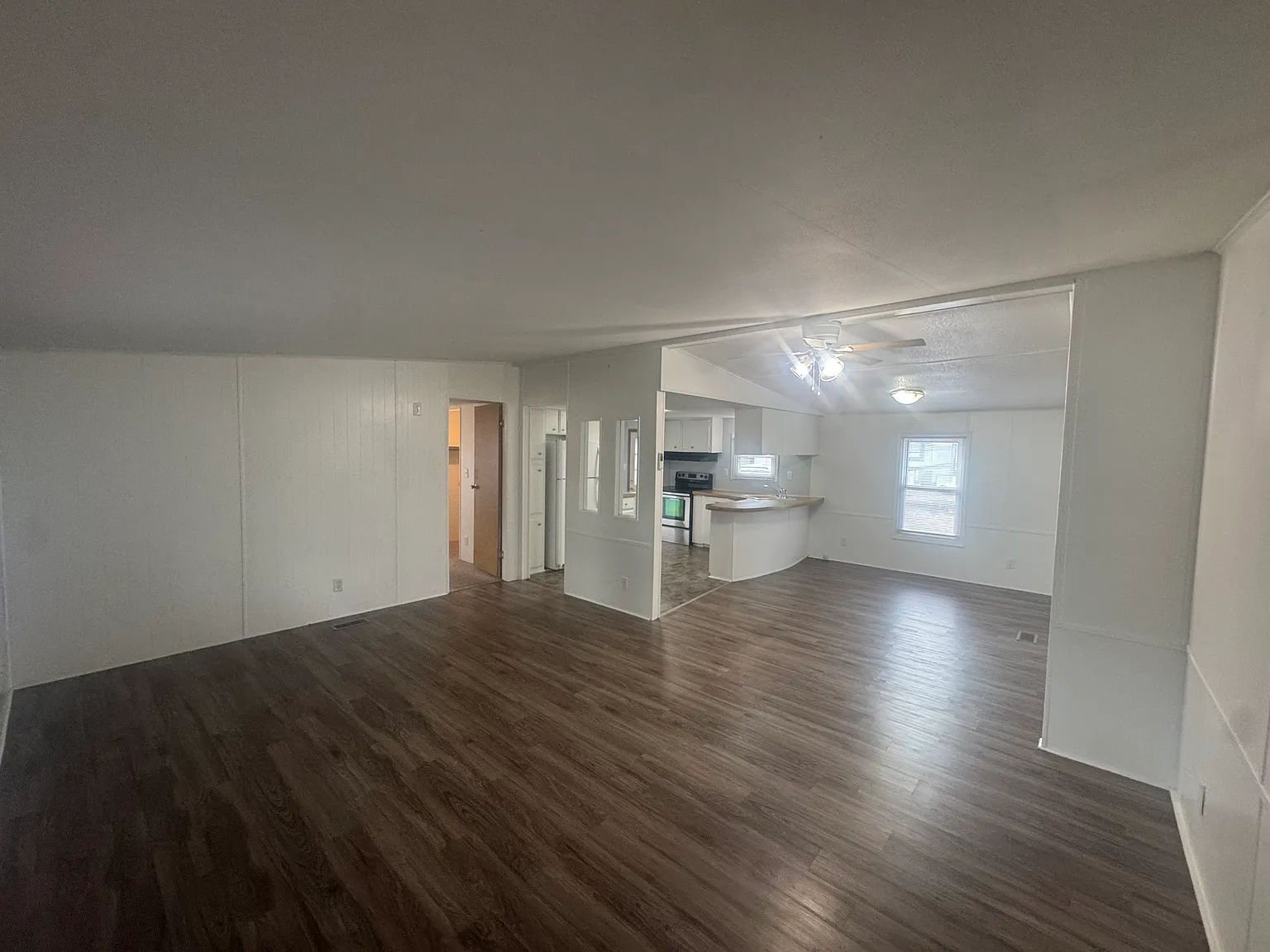 3 bed, 1500 sqft, $1,650 — Photo 1