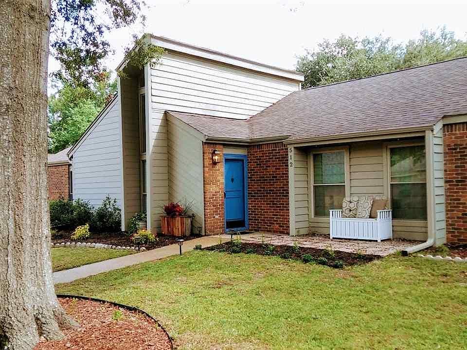 1st image of 512 Southgate Dr